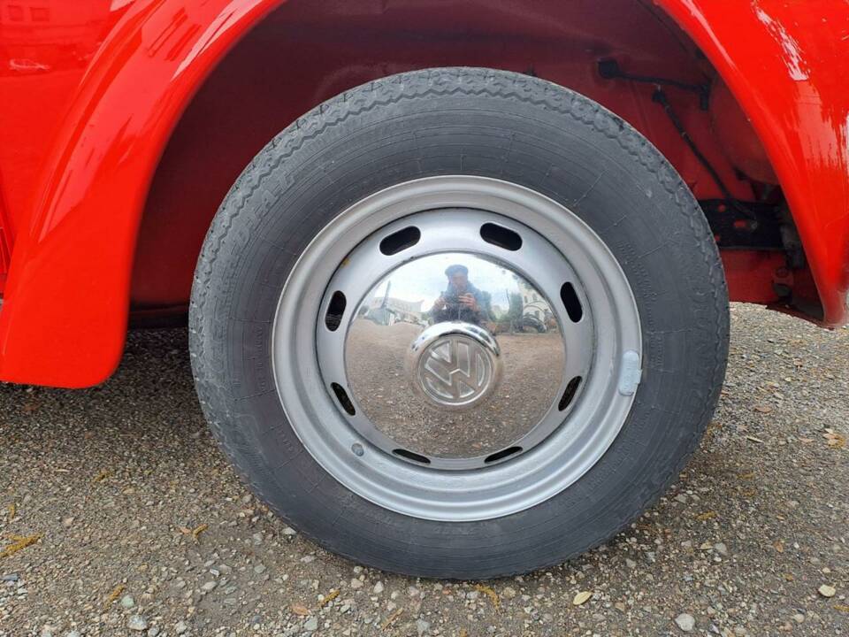Image 31/33 of Volkswagen Beetle 1200 L (1980)