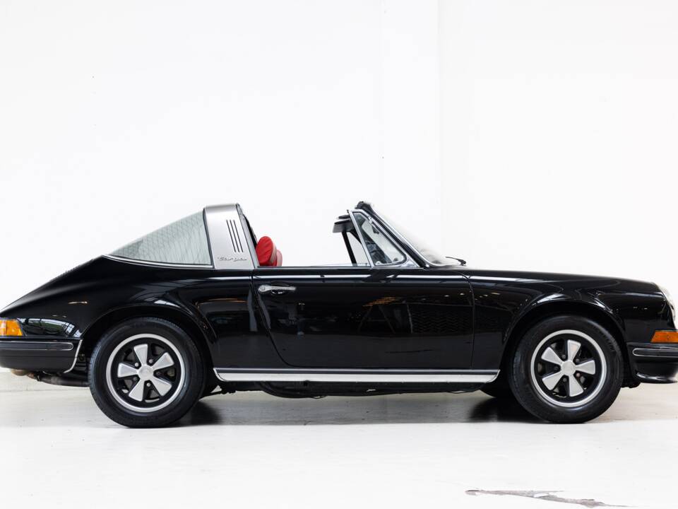 Image 3/32 of Porsche 911 2.4 T (1973)