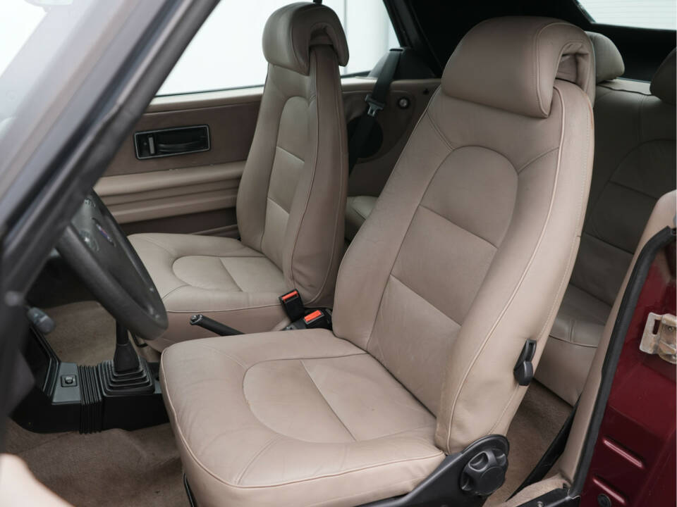 Image 11/29 of Saab 900 2.0i 16V (1993)
