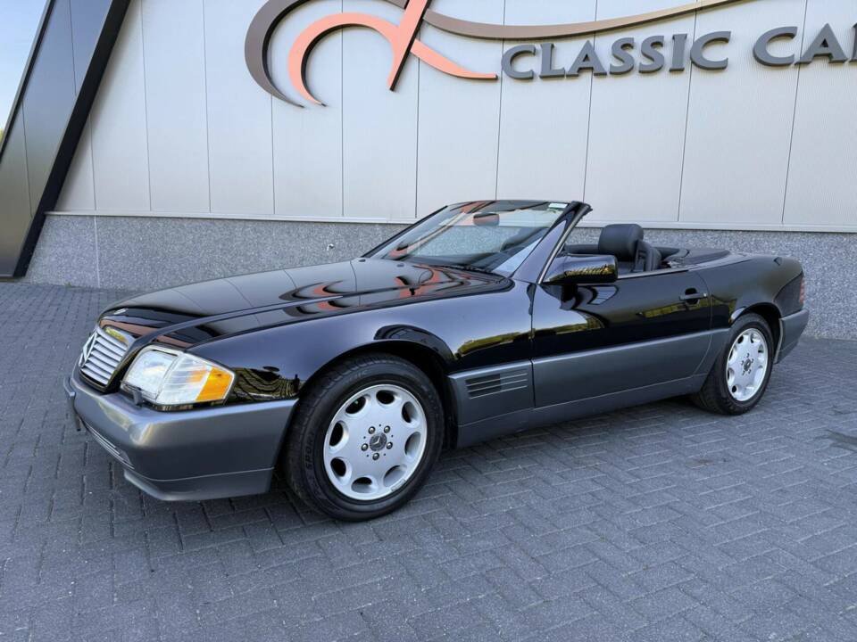 Image 5/46 of Mercedes-Benz SL 320 (1995)