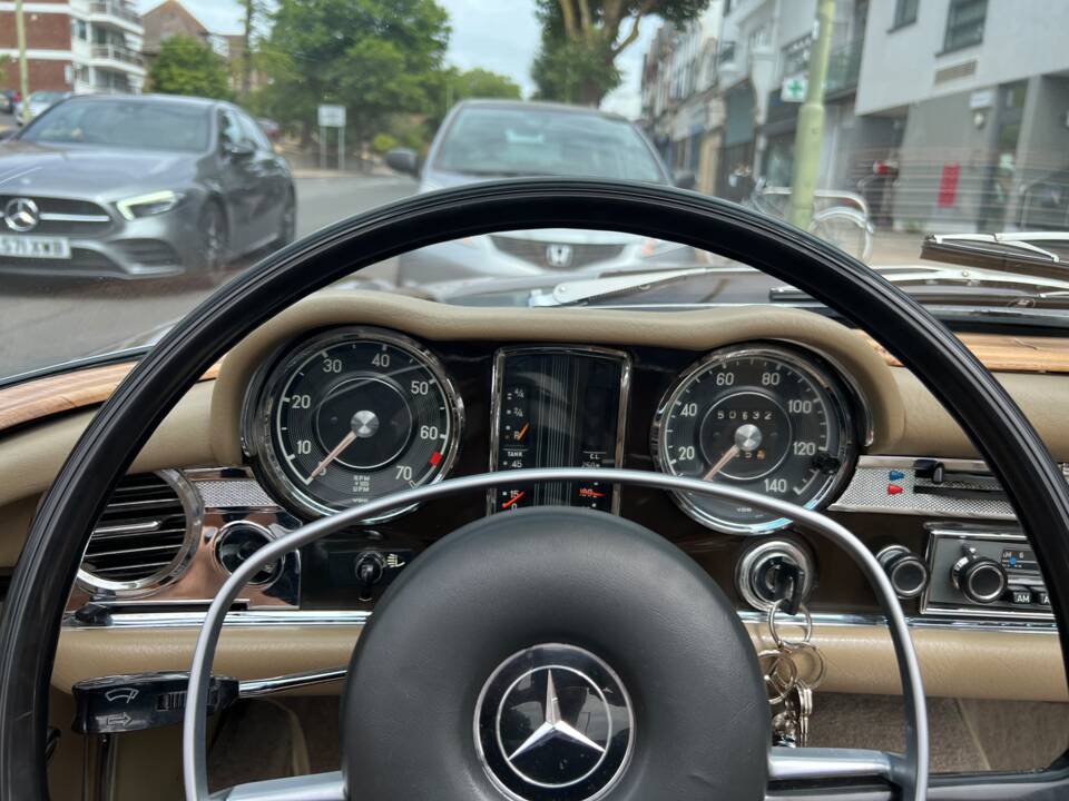 Bild 12/12 von Mercedes-Benz 280 SL (1968)