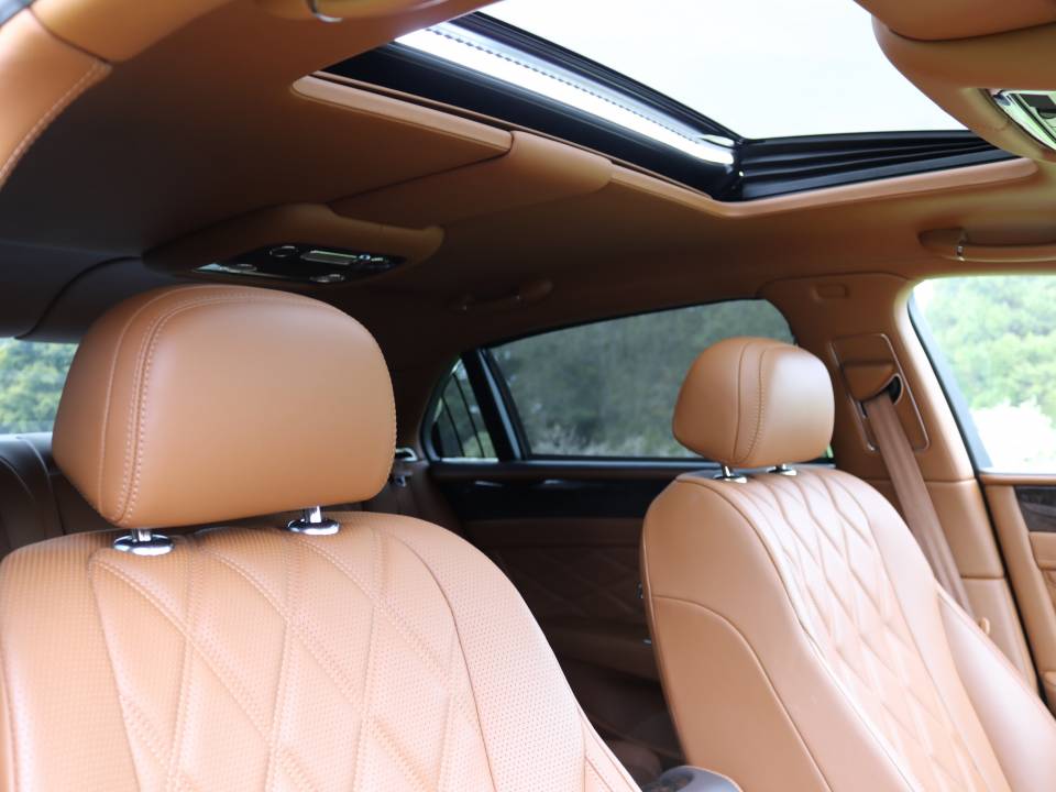 Bild 69/76 von Bentley Flying Spur W12 (2013)