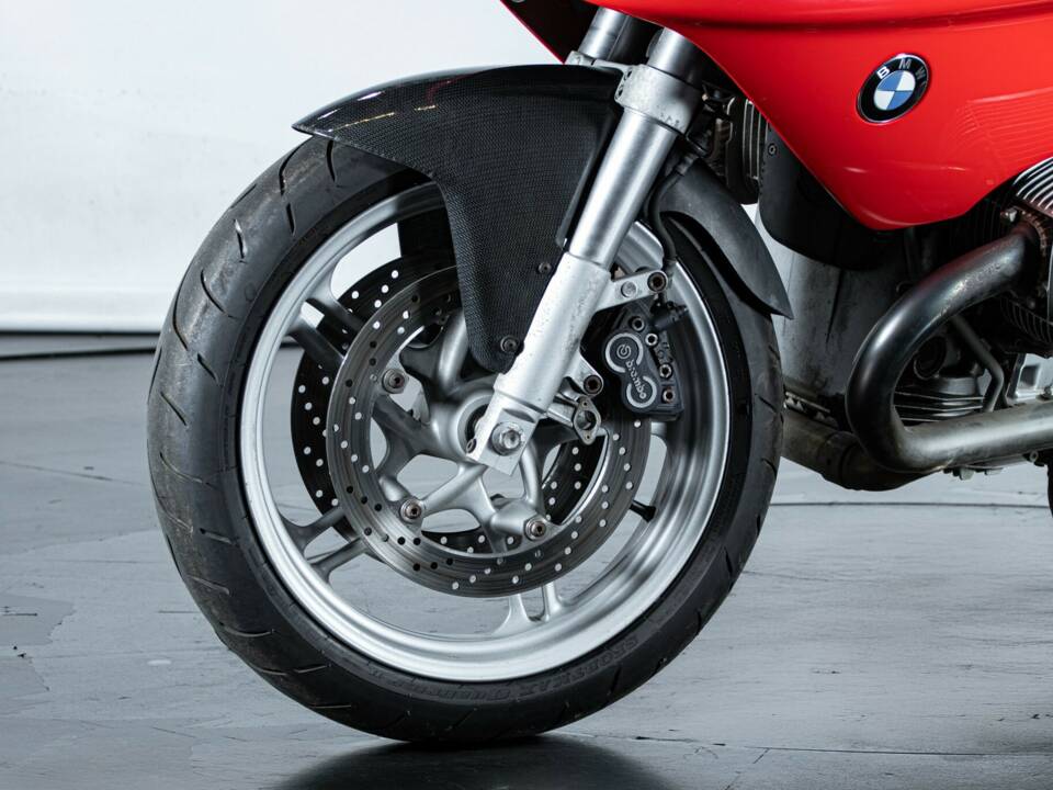 Immagine 27/50 di BMW R 1100 S (2000)