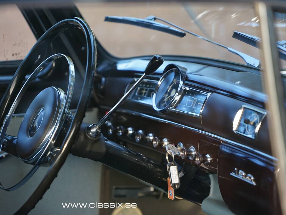 Immagine 18/20 di Mercedes-Benz 190 b (1960)