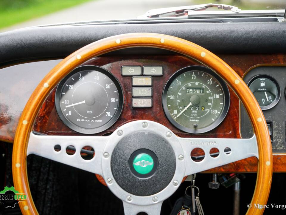 Image 5/49 of Morgan 4&#x2F;4 1600 (1986)