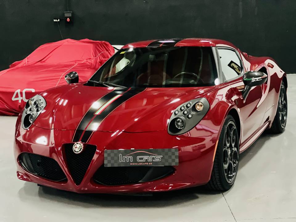 Image 1/50 of Alfa Romeo 4C (2015)