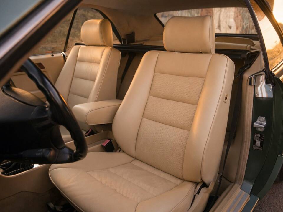 Bild 2/30 von Mercedes-Benz 300 CE-24 (1992)