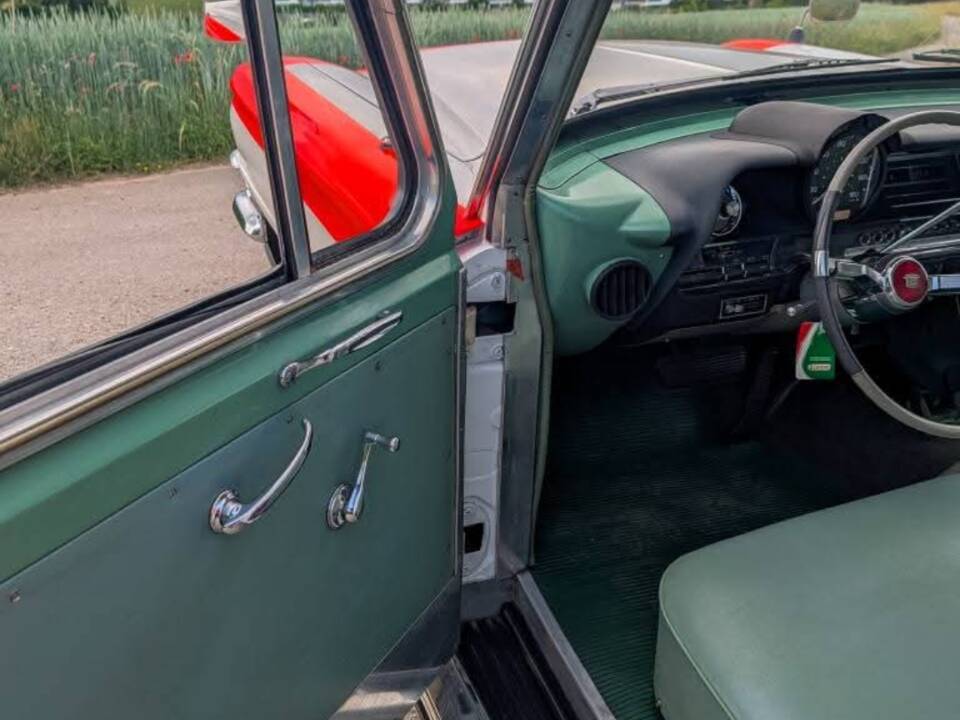 Image 39/51 of Cadillac Ambulance Carrosserie Köng (1964)