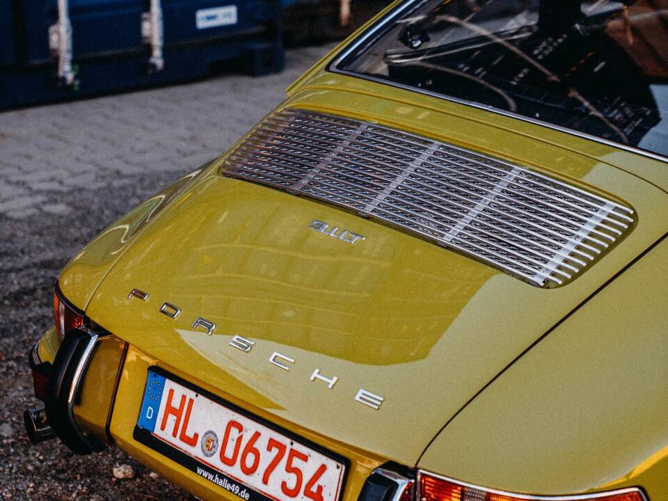 Image 26/32 de Porsche 911 2.0 T (1969)