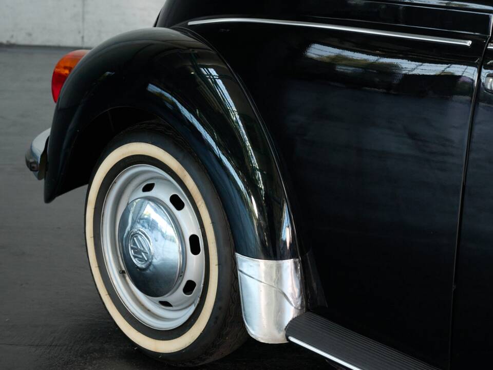 Immagine 7/50 di Volkswagen Maggiolone 1303 (1974)
