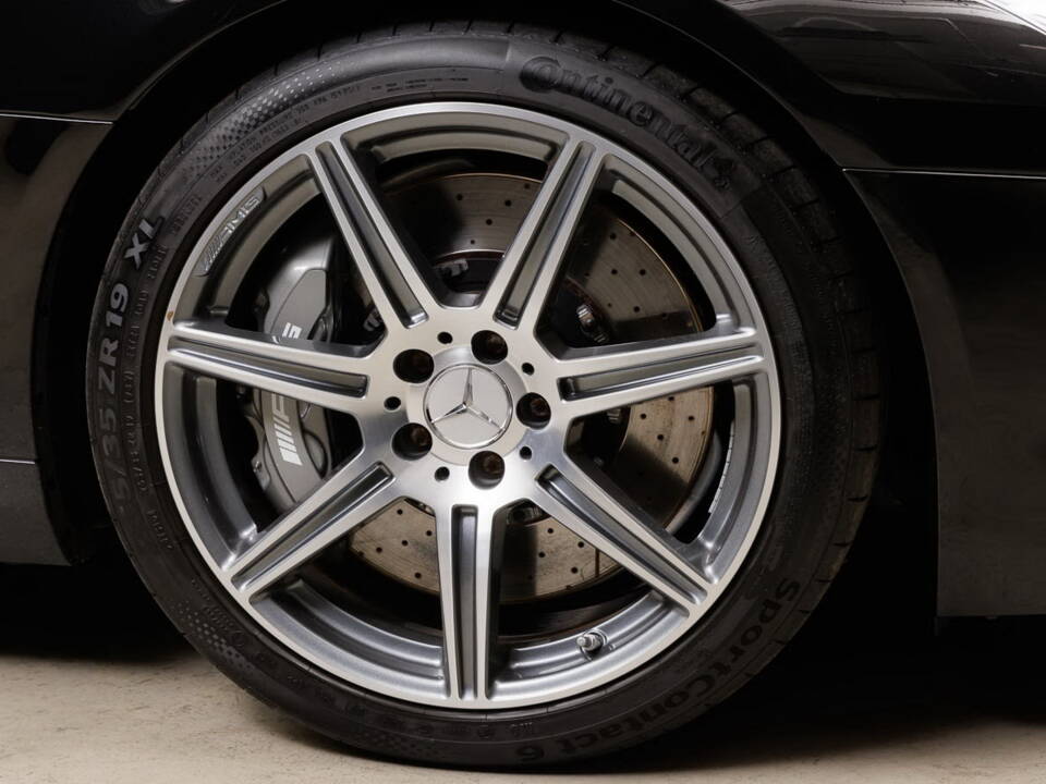 Bild 15/34 von Mercedes-Benz SLS AMG (2013)