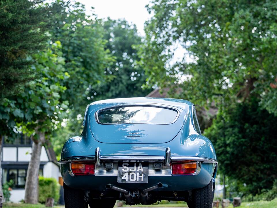 Bild 8/50 von Jaguar E-Type (2+2) (1969)