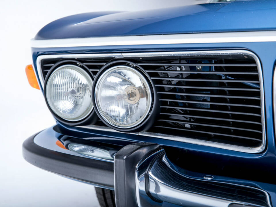 Image 12/50 of BMW 3.0 CS (1972)