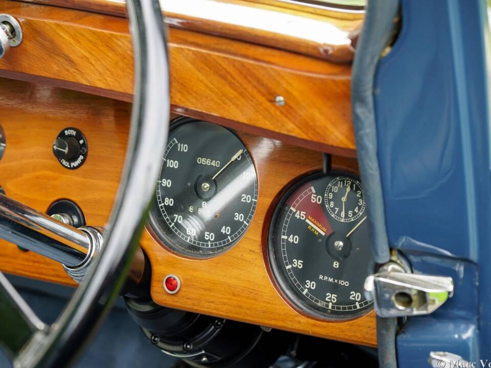 Image 17/59 of Bentley 4 1/4 Litre (1936)