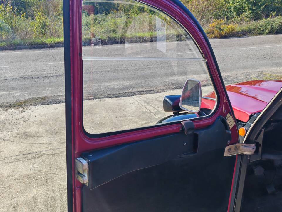Bild 32/36 von Citroën 2 CV 6 (1978)
