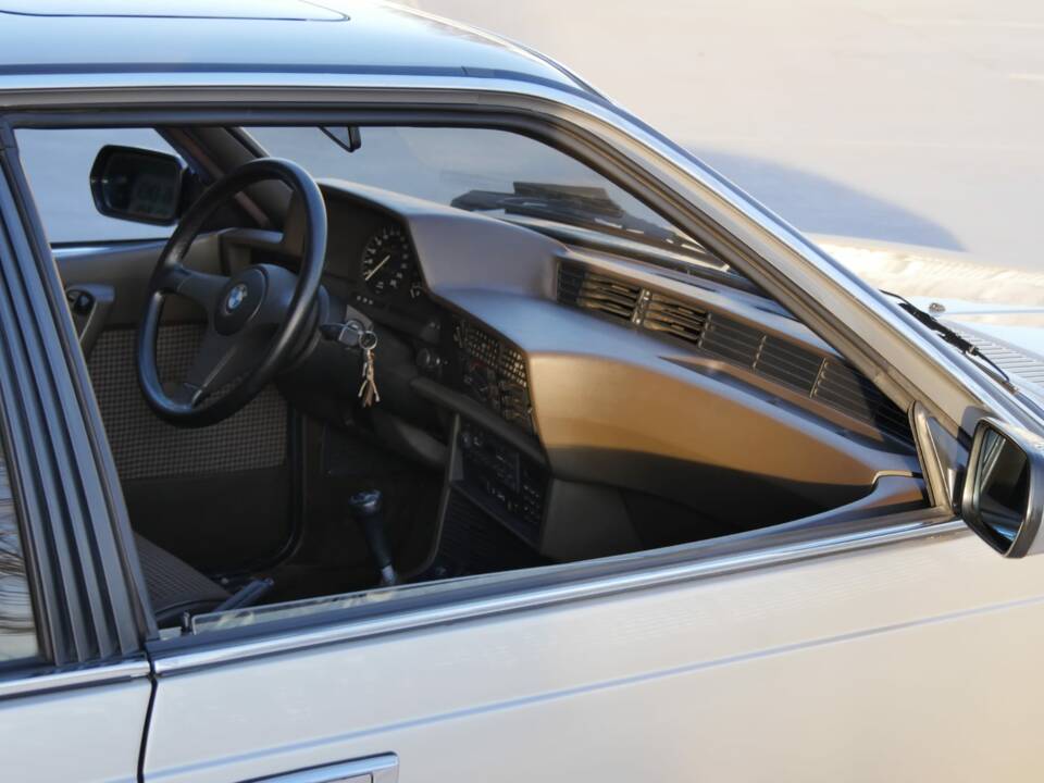 Afbeelding 43/44 van BMW 635 CSi (1985)