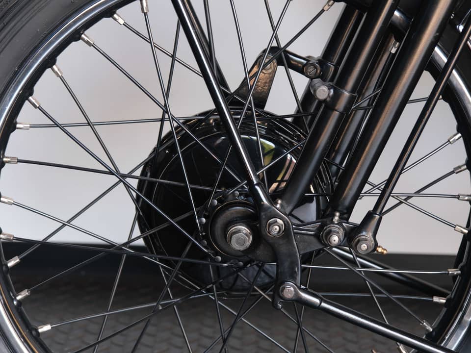 Image 77/99 of Brough-Superior SS 100 (1933)