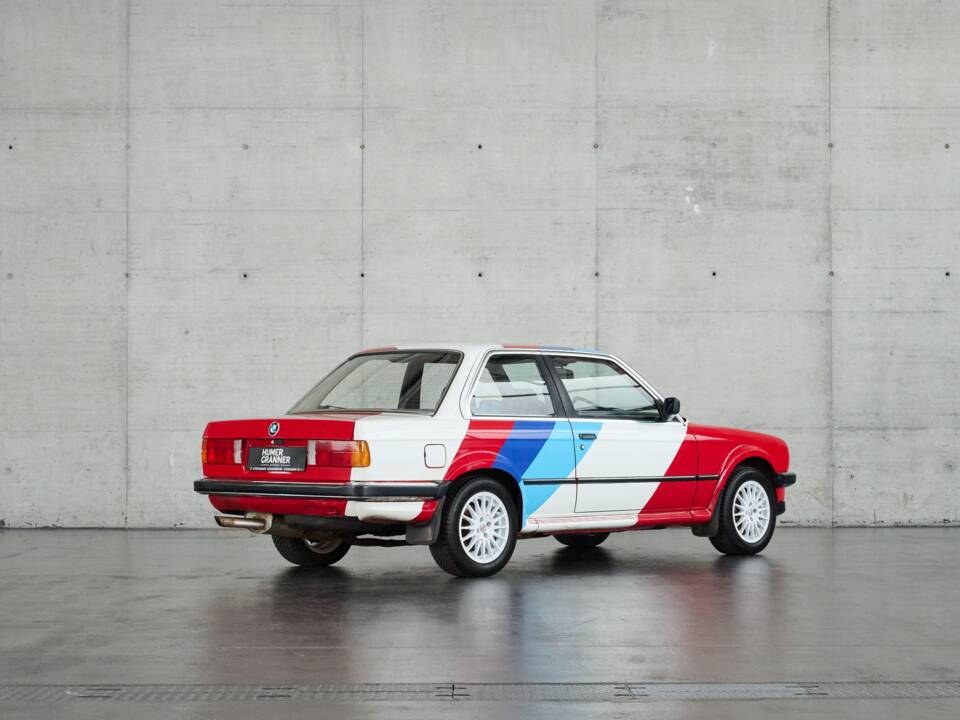 Bild 25/50 von BMW 325i (1986)