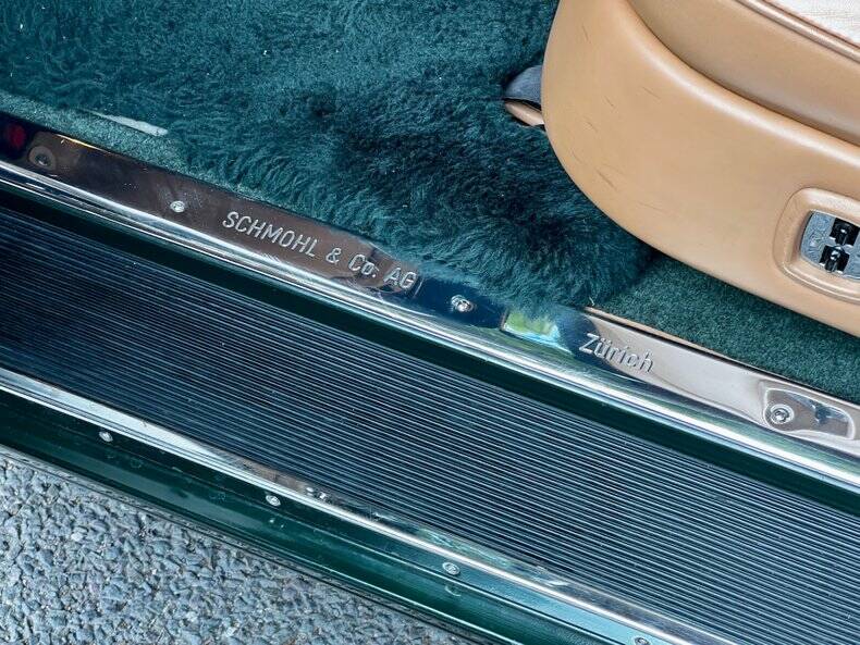 Image 33/50 of Bentley Turbo R (1990)