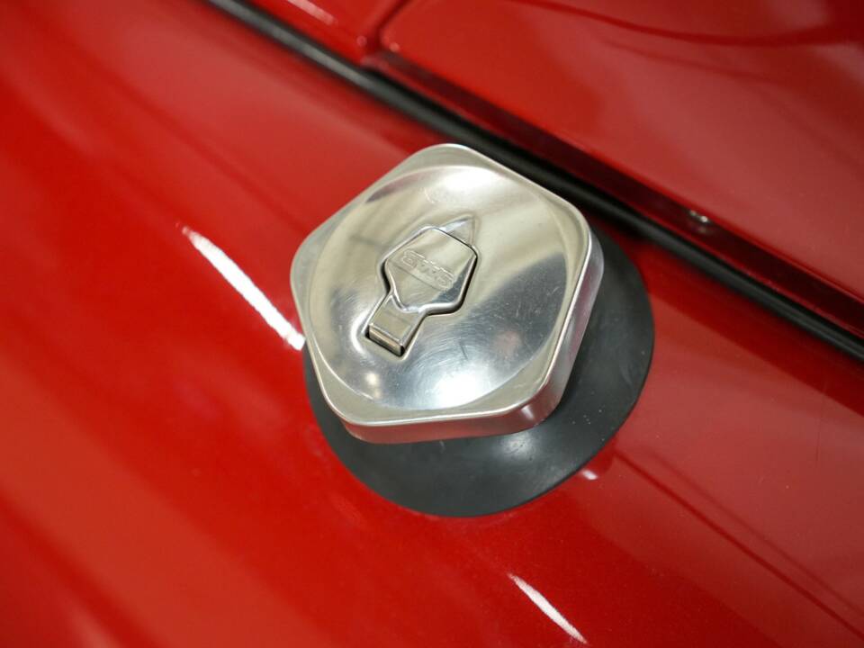 Image 29/34 of Saab 96 V4 (1967)