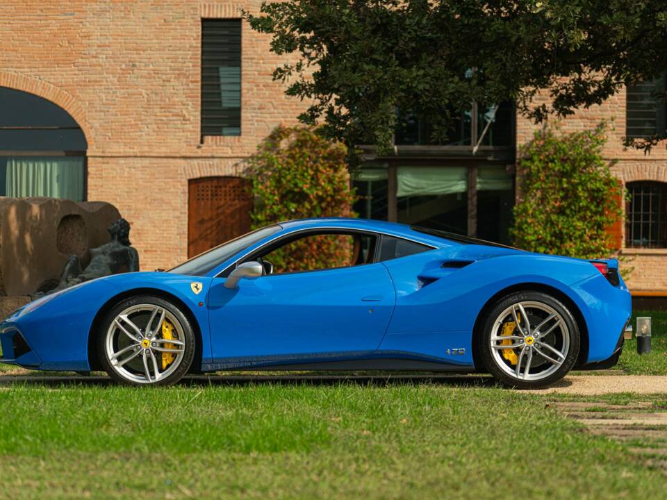 Image 4/50 of Ferrari 488 GTB (2017)