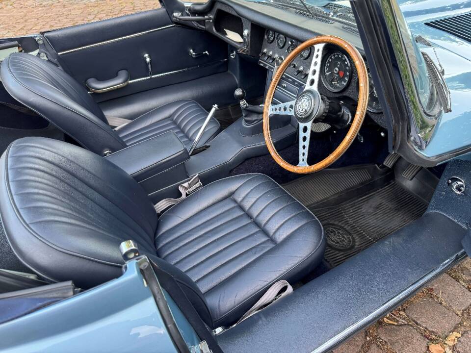 Bild 17/41 von Jaguar E-Type 4.2 (1965)