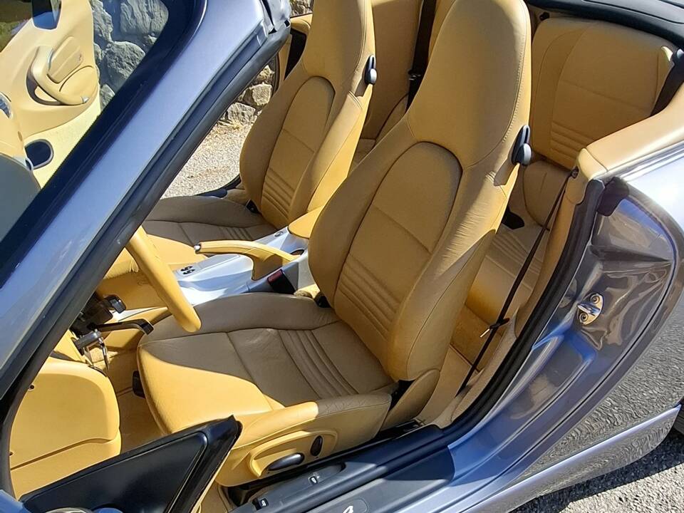 Afbeelding 12/16 van Porsche 911 Carrera 4 (2002)