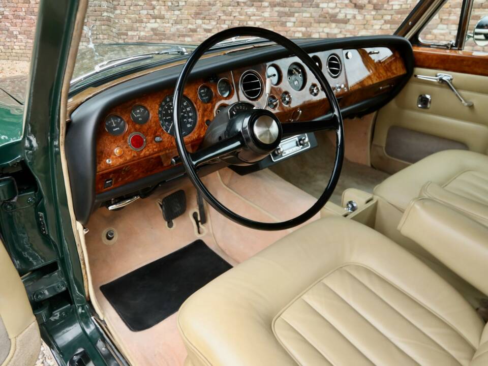 Bild 30/50 von Rolls-Royce Silver Shadow I (1967)