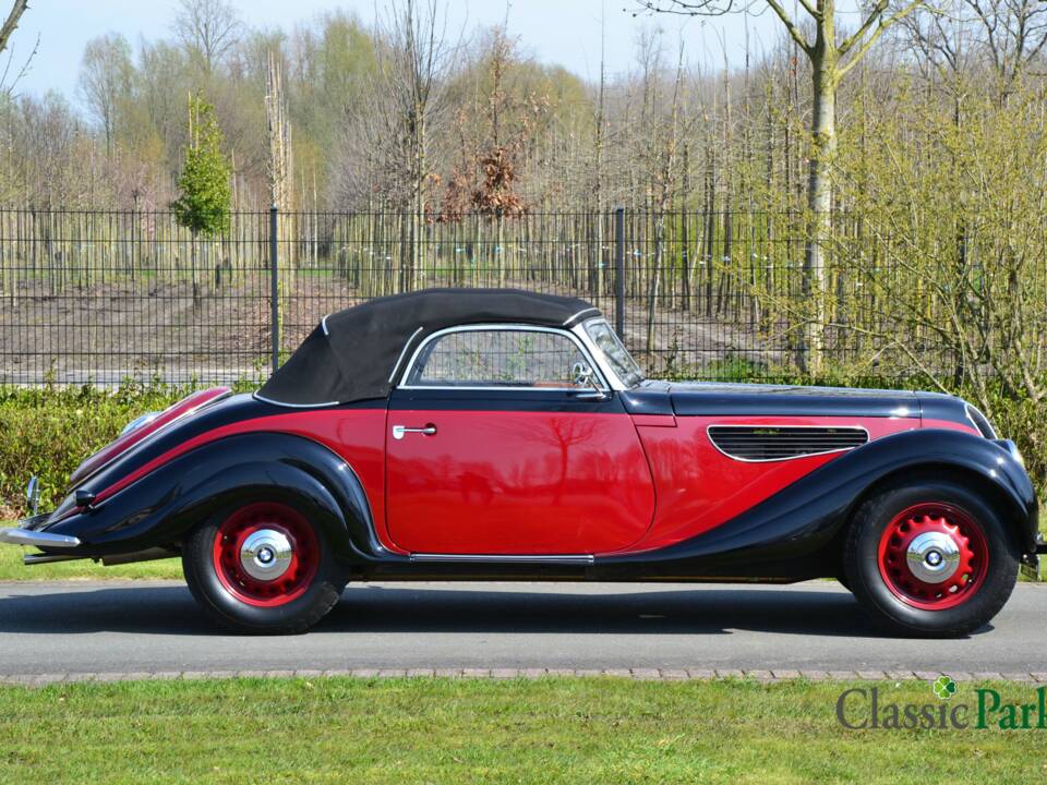 Bild 7/50 von BMW 327 (1949)