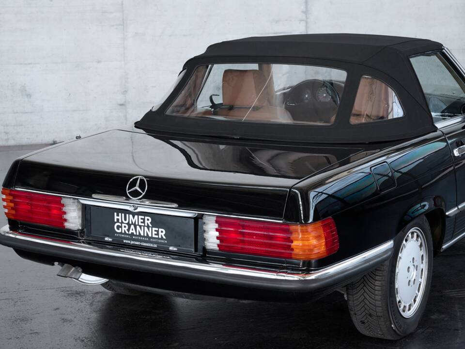 Image 31/50 de Mercedes-Benz 560 SL (1989)