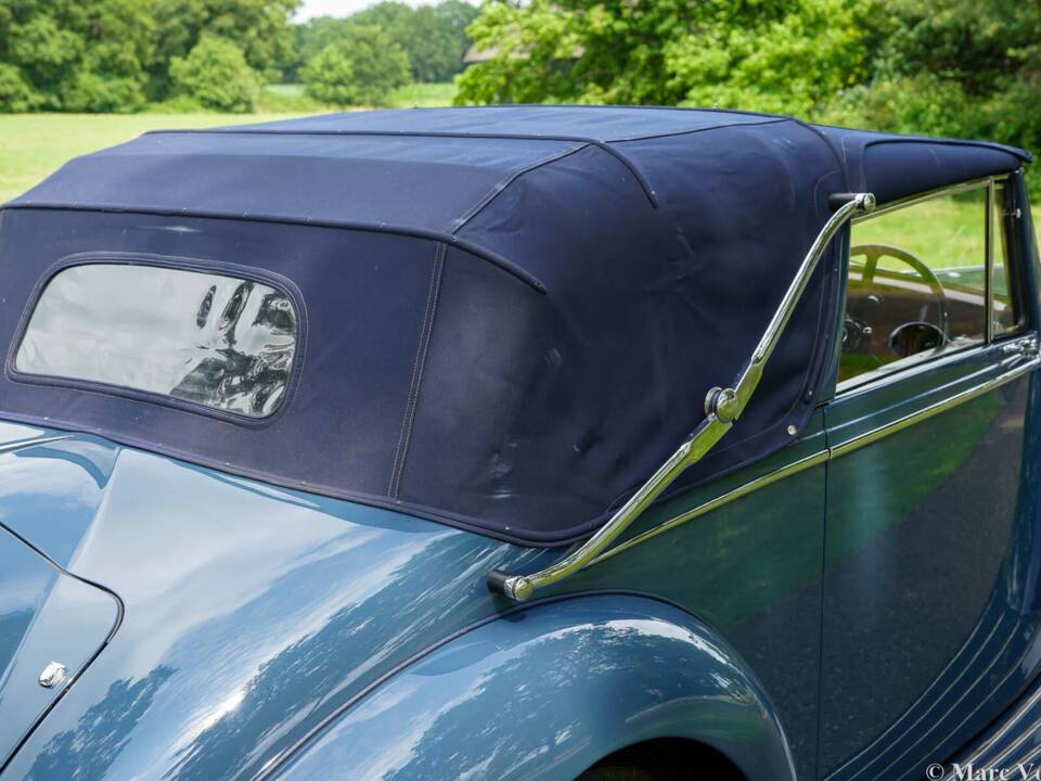 Image 50/59 of Bentley 4 1/4 Litre (1936)