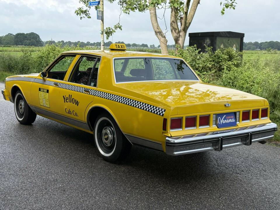 Image 6/22 of Chevrolet Caprice Classic (1985)