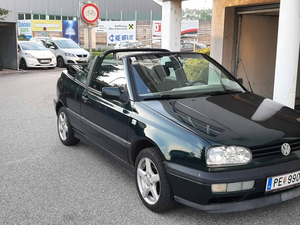 Bild 3/21 von Volkswagen Golf III Cabrio 1,9 TDI (1995)