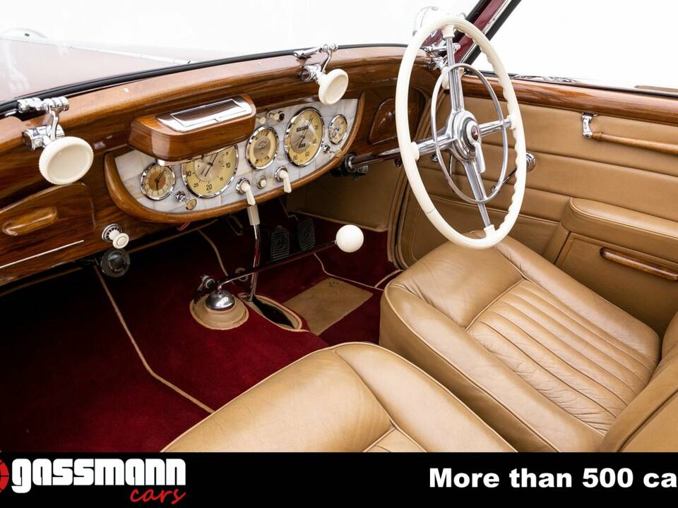 Image 10/15 of Mercedes-Benz 540 K Cabriolet A (1938)