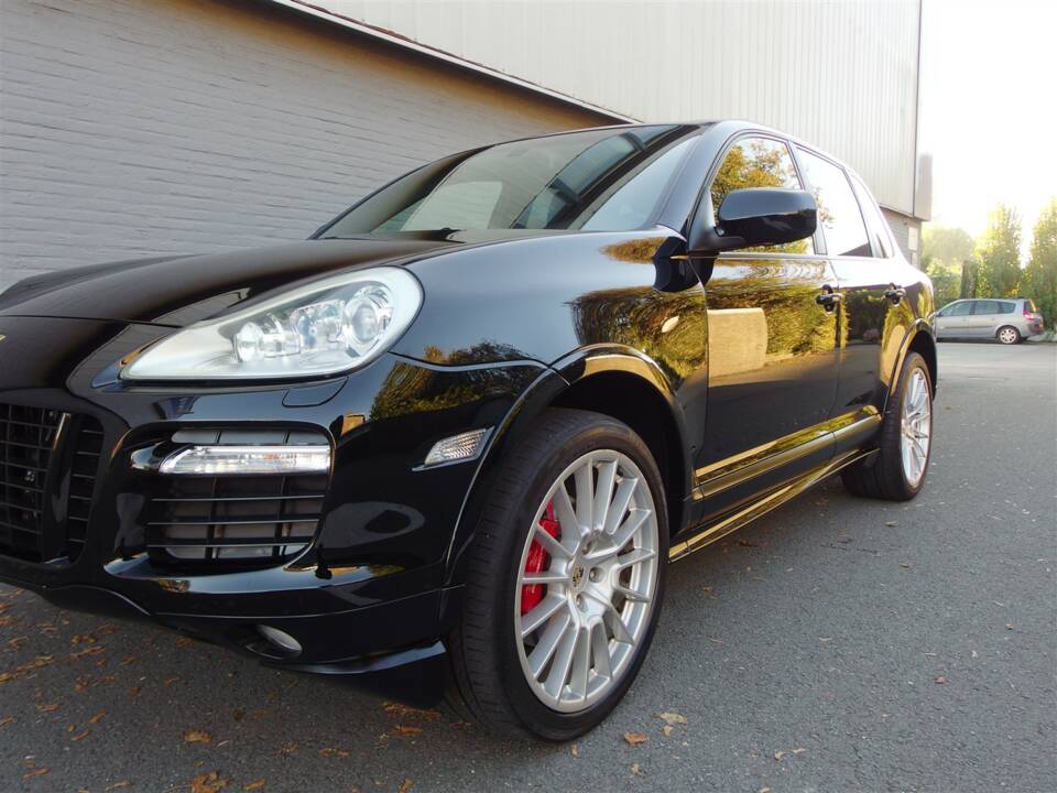 Image 30/100 of Porsche Cayenne GTS (2009)