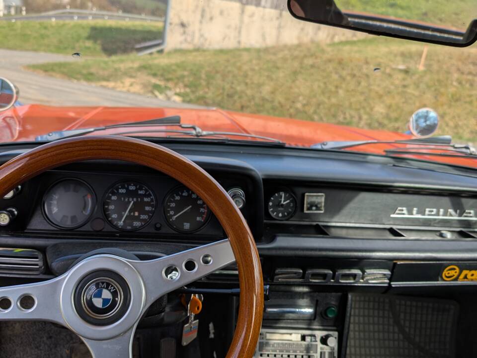 Bild 18/25 von BMW 2002 tii (1972)