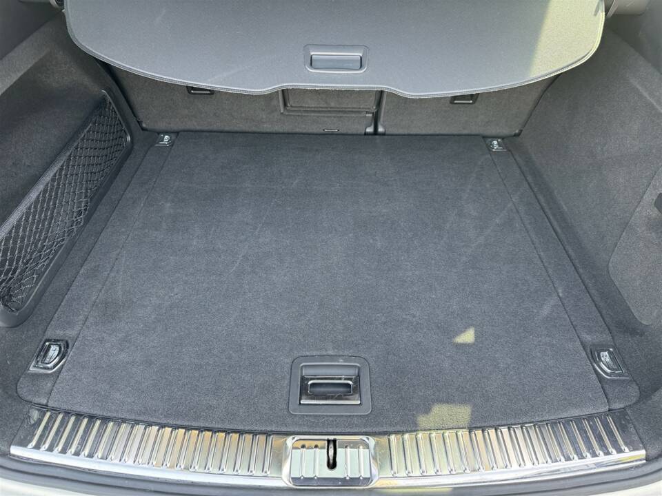 Bild 40/61 von Porsche Cayenne S (2010)