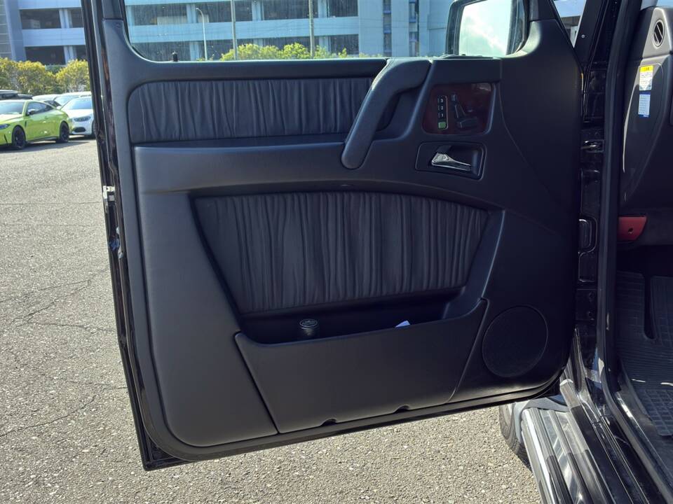 Bild 15/63 von Mercedes-Benz G 500 (lang) (2009)