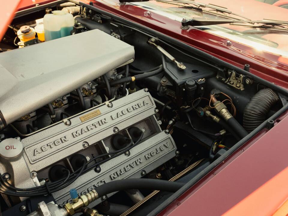 Bild 10/14 von Aston Martin V8 Vantage X-Pack (1987)