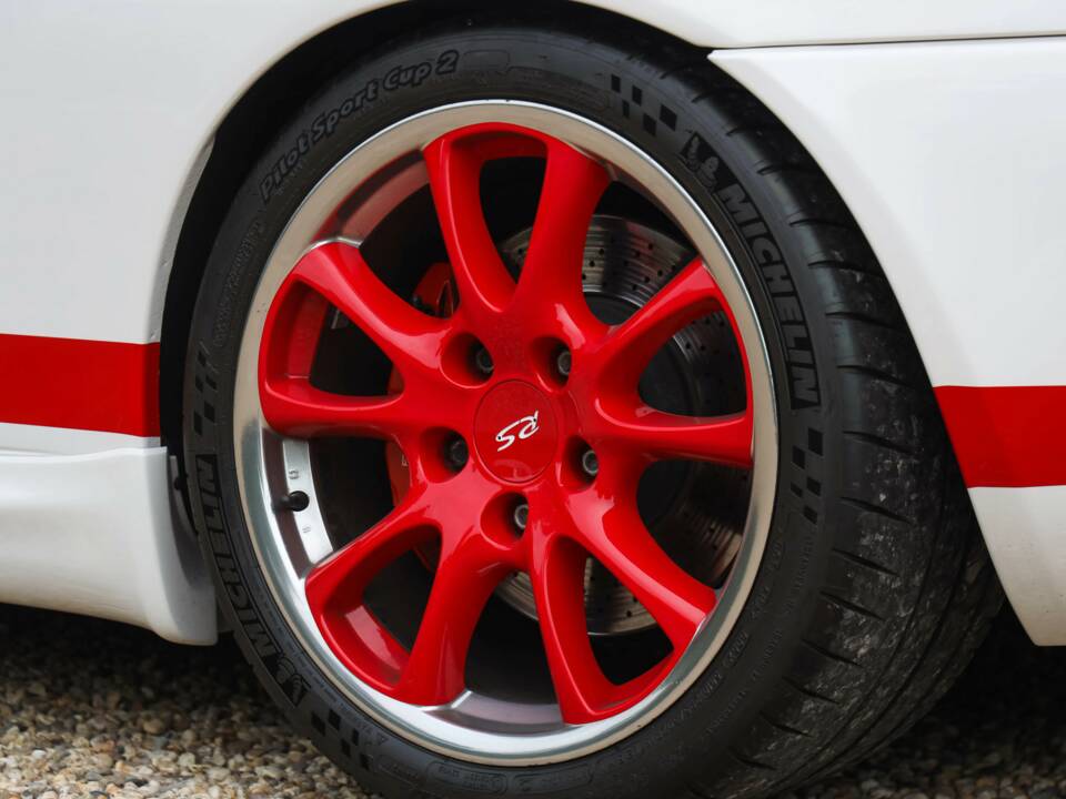 Bild 29/50 von Porsche 911 GT3 RS (2004)