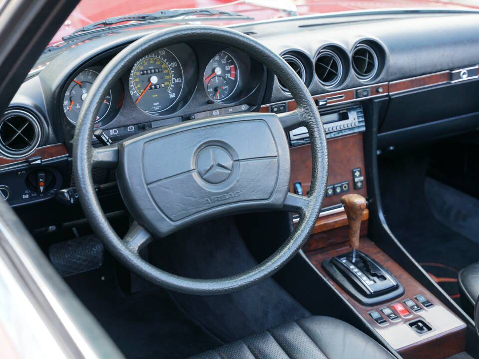 Bild 12/50 von Mercedes-Benz 500 SL (1983)