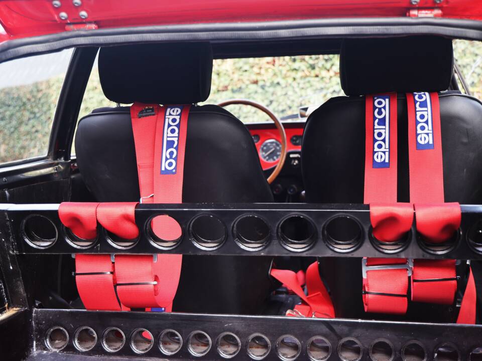 Afbeelding 35/44 van Lancia Fulvia Sport 1.3 (Zagato) (1970)