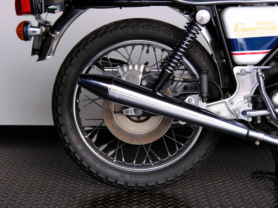 Image 12/83 of Norton 850 MKIII Roadster (1975)