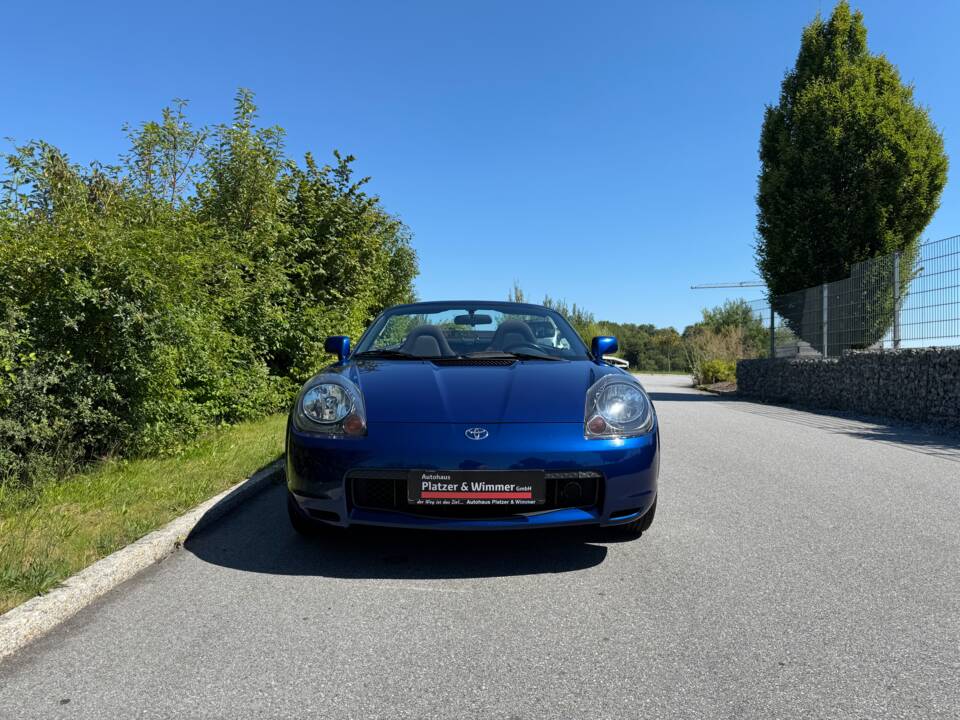 Image 22/23 de Toyota MR2 (2000)