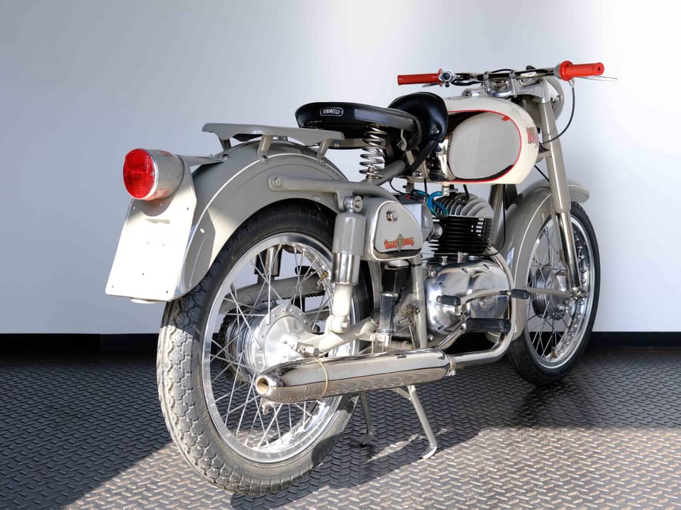 Image 49/54 of Bianchi Mendola (1951)