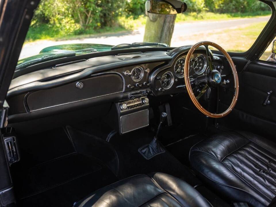 Afbeelding 50/76 van Aston Martin DB 4 (1961)