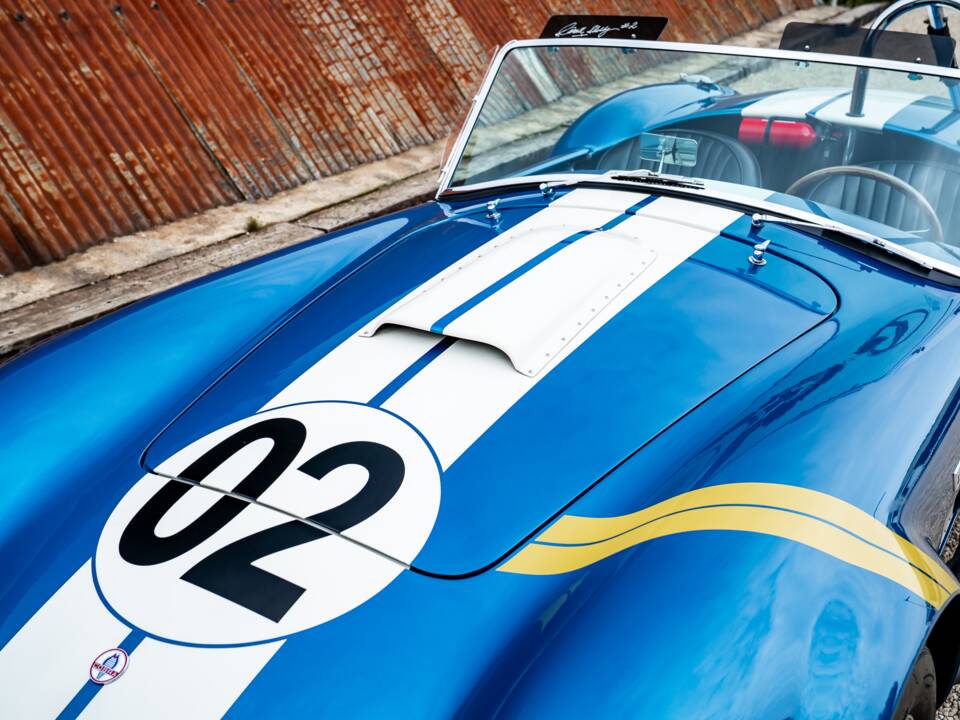Image 20/33 of AC Cobra 427 (1965)