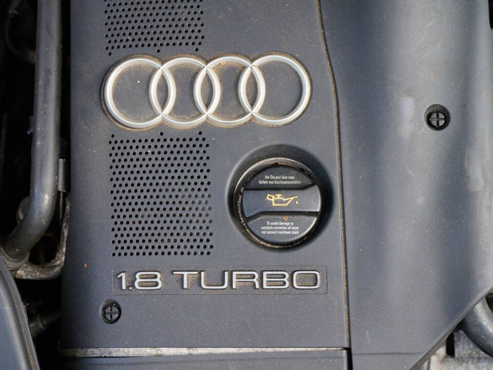 Immagine 28/50 di Audi TT 1.8 T (2003)