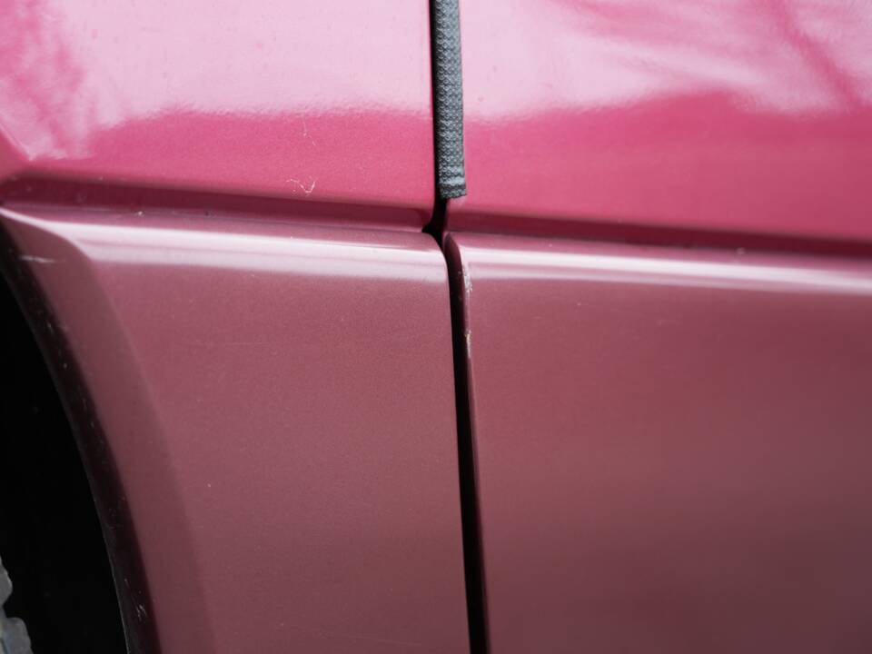 Image 26/95 of Mercedes-Benz 300 SL (1993)