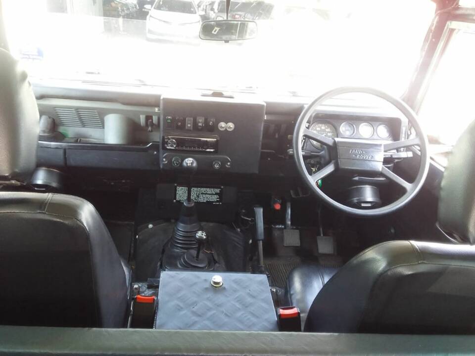 Imagen 2/8 de Land Rover 110 (1994)